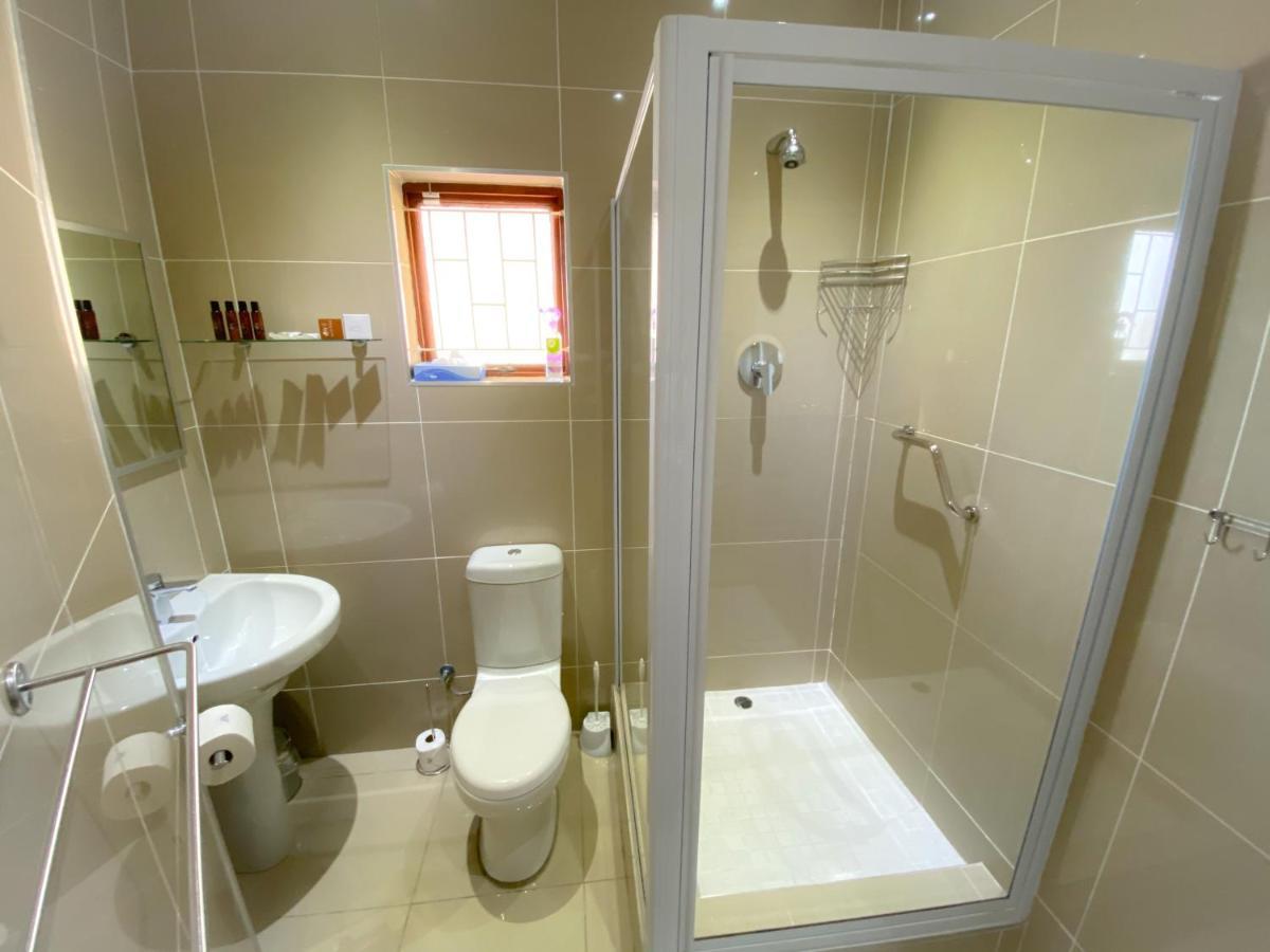 The Meritus Guest House Westville Extérieur photo