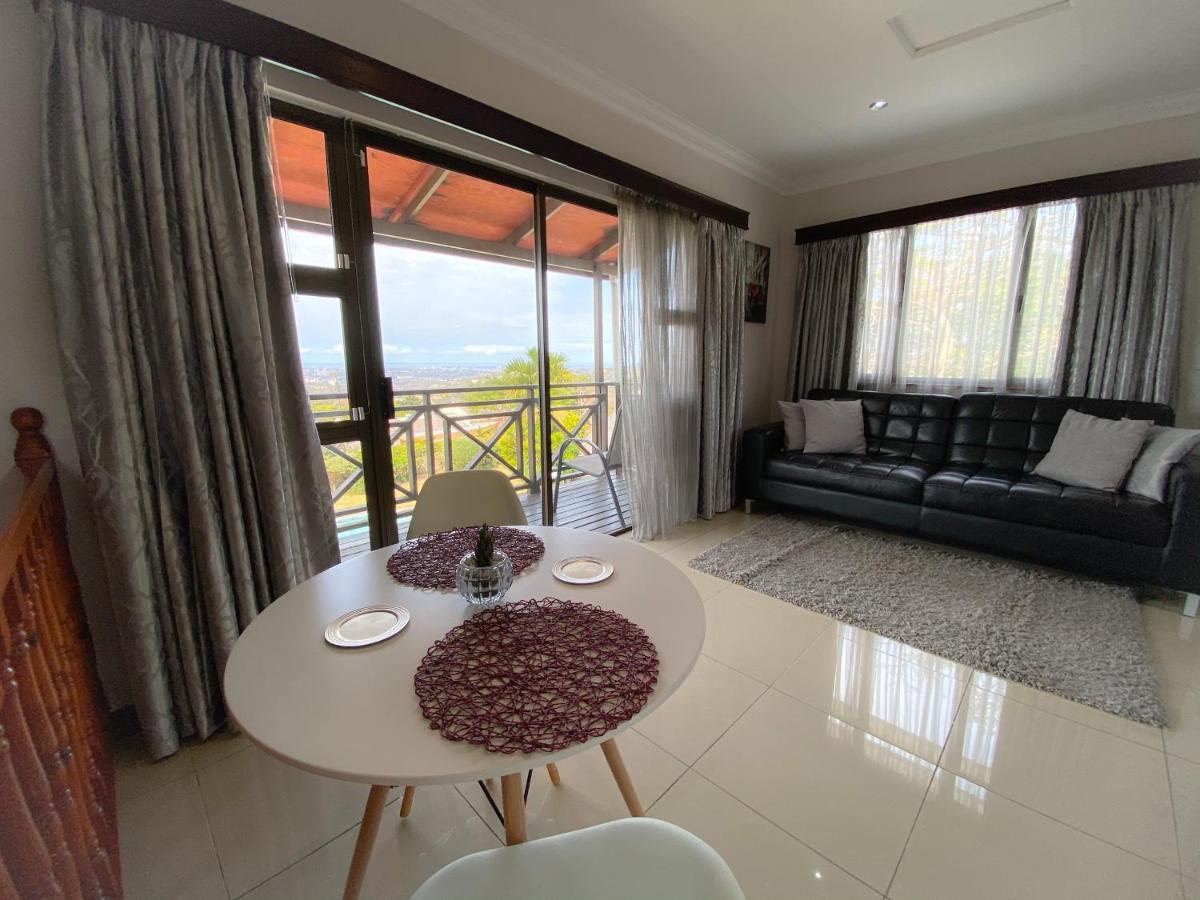 The Meritus Guest House Westville Extérieur photo