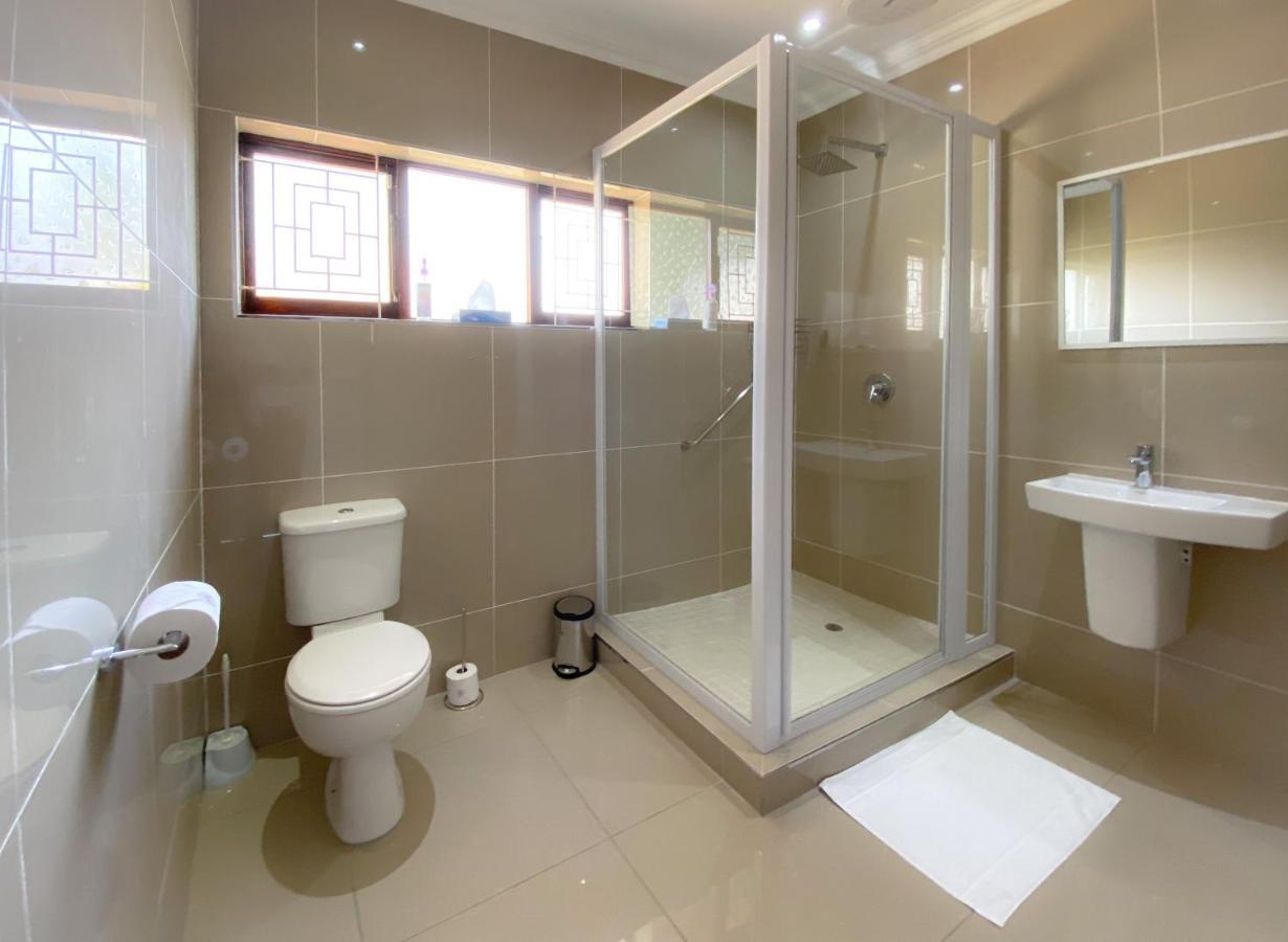 The Meritus Guest House Westville Extérieur photo