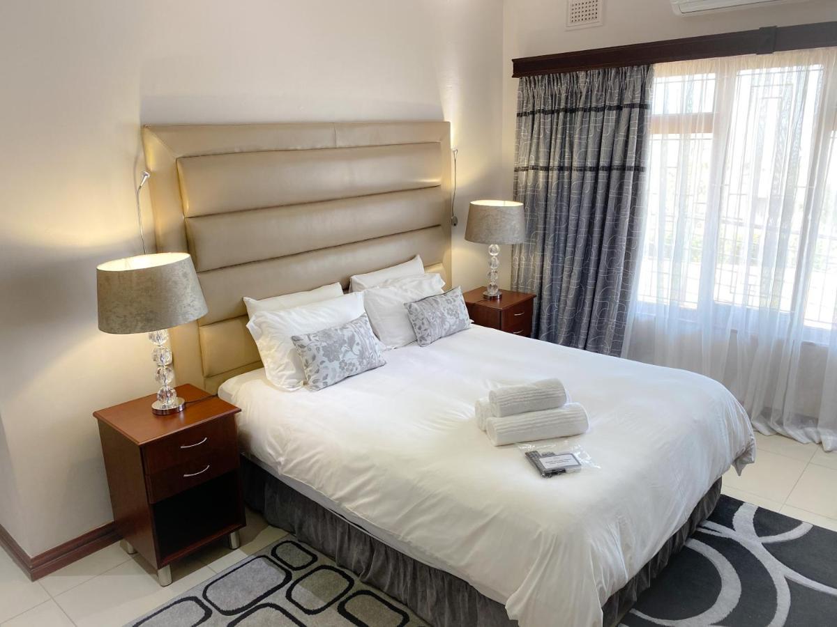 The Meritus Guest House Westville Extérieur photo
