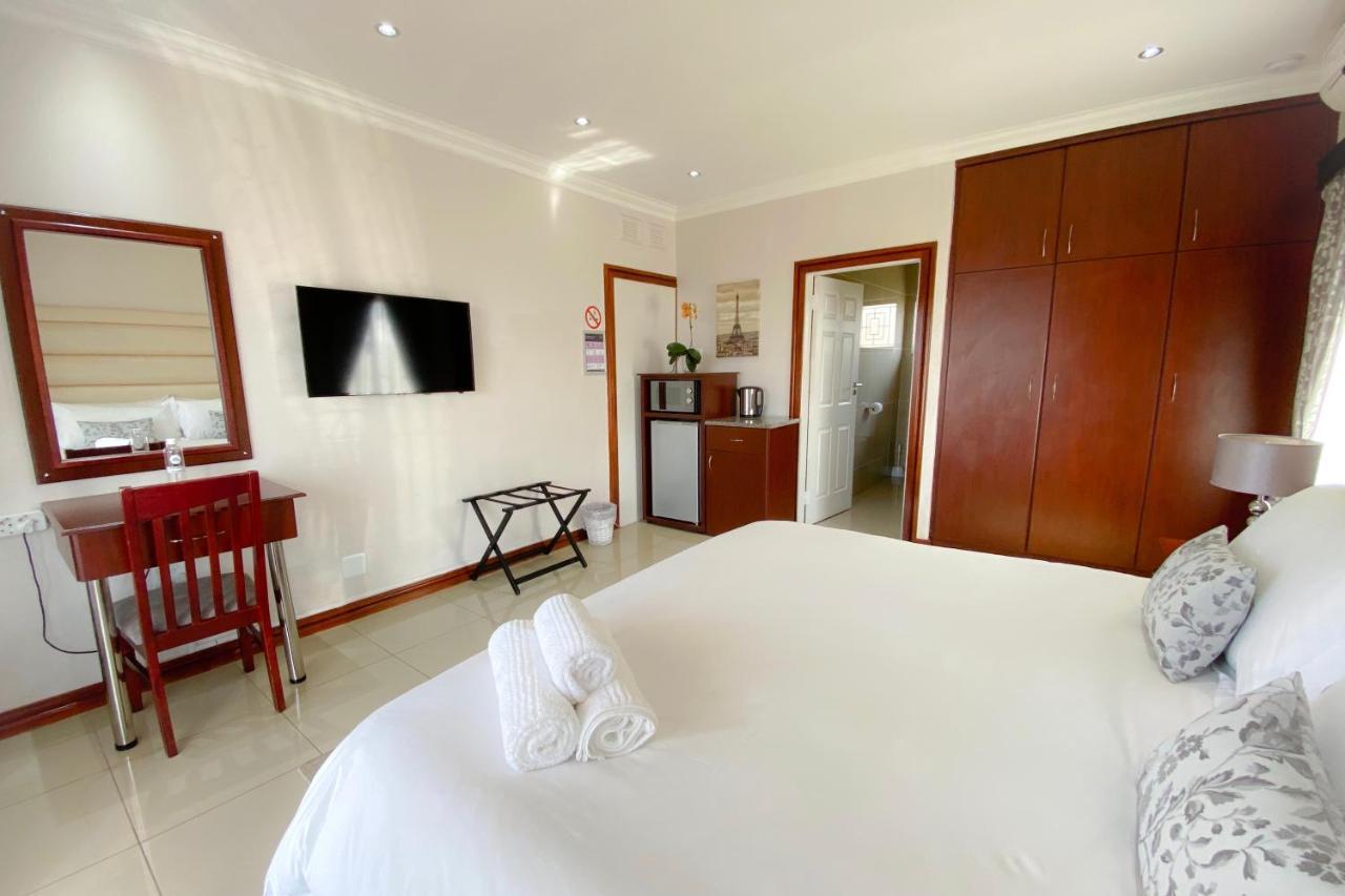The Meritus Guest House Westville Extérieur photo