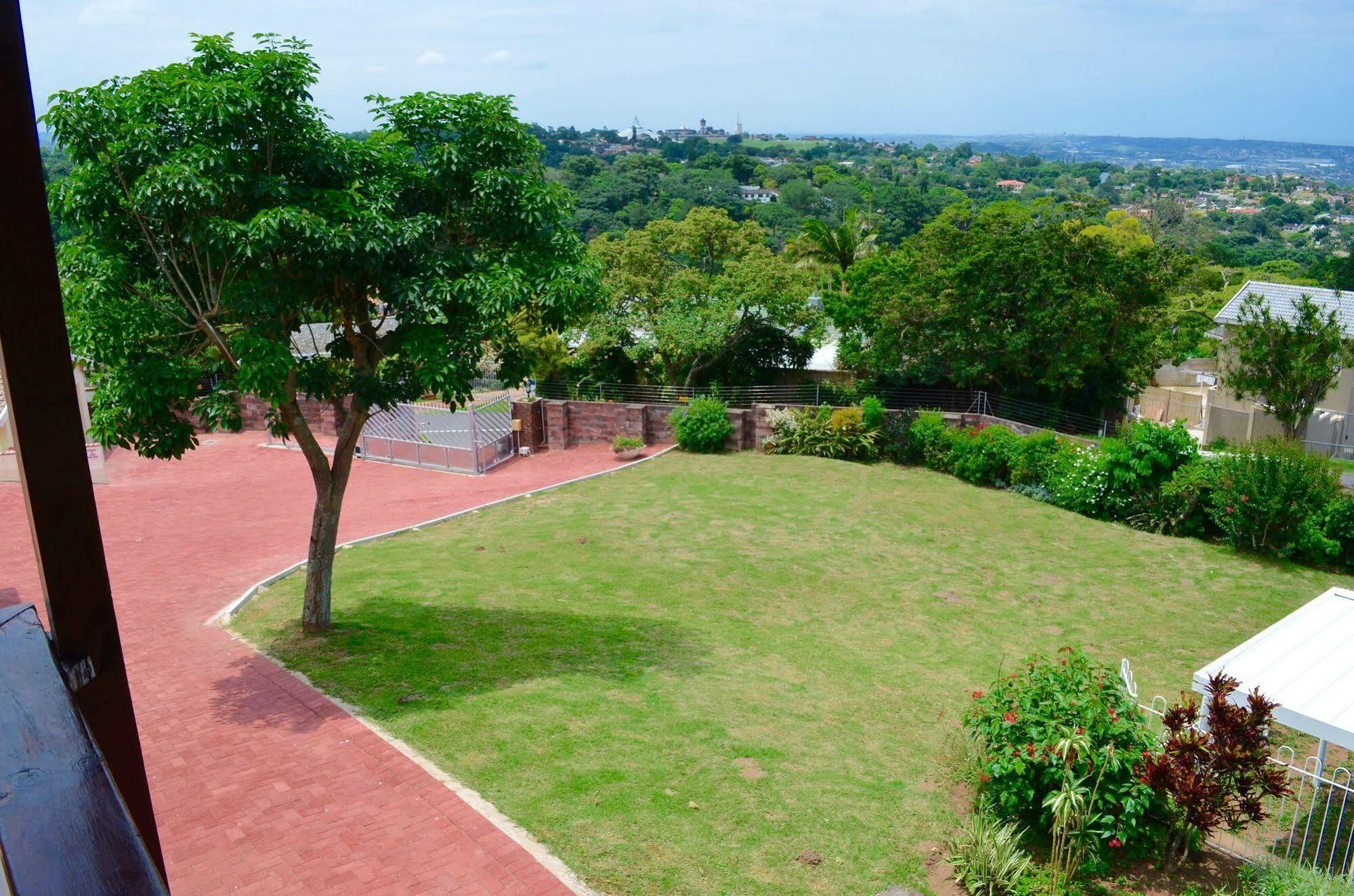 The Meritus Guest House Westville Extérieur photo